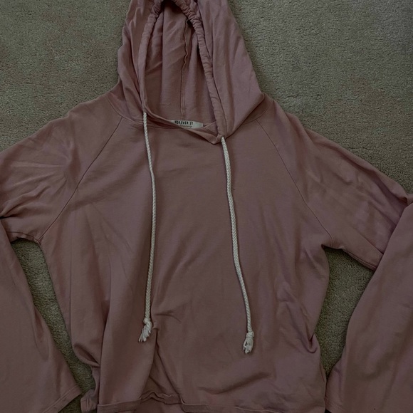 pink thin hoodie - Picture 2 of 3